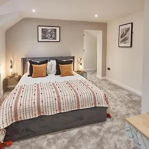  Holiday home Host & - Uggleby House United Kingdom